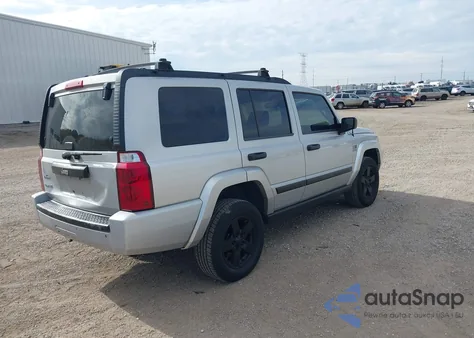 2006 Jeep Commander из США, поврежденный, VIN 1J8HG48N16C153539